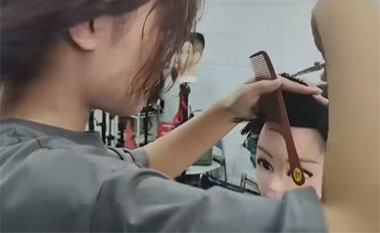 速看(kàn)！你(nǐ)關心的(de)美(měi)發行(xíng)業(yè)薪資調查現(xiàn)狀